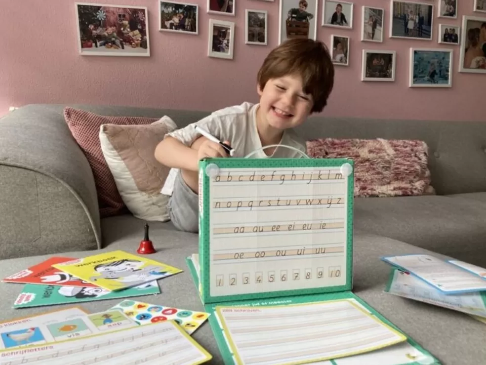 Zwijsen Sinterklaas Cadeau 9 - 10 Jaar* Schooltje Spelen